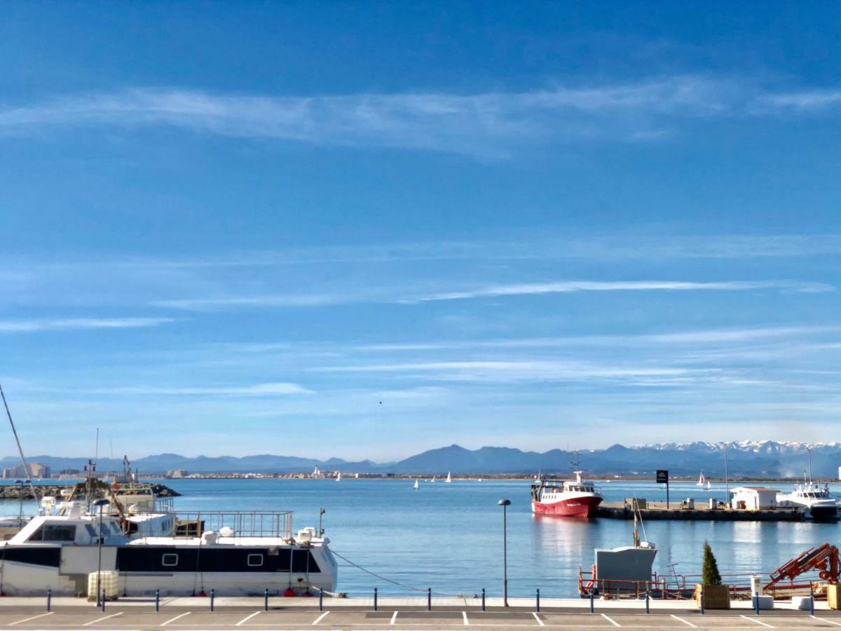 Appartement Devant La Plage Roses Eksteriør billede